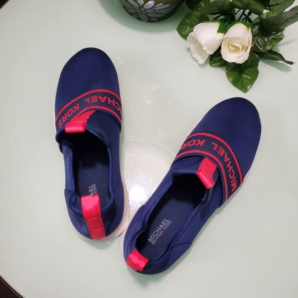 Michael Kors Slip-on Sneakers - Picture 3 of 7